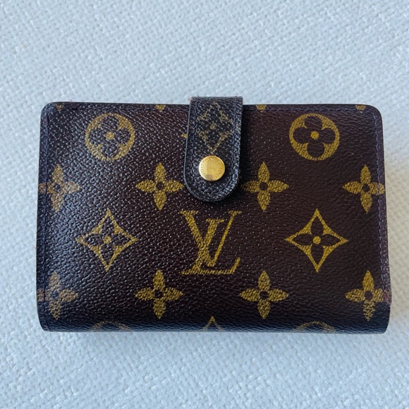 Louis Vuitton Kiss Lock monogram Wallet - Picture 8 of 12